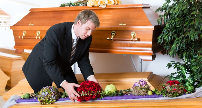 quanto si guadagna a funerale