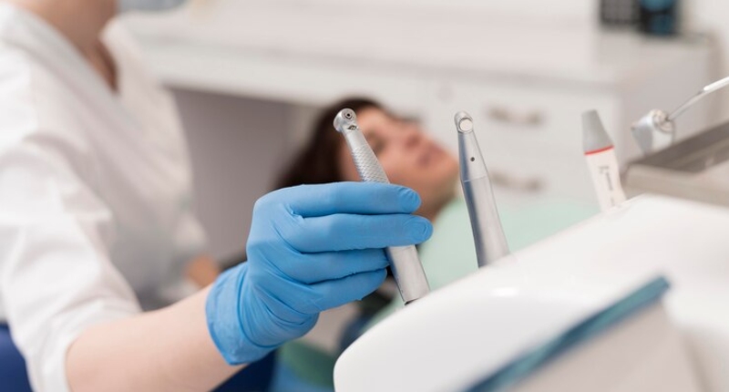 quanto guadagna dentista italia