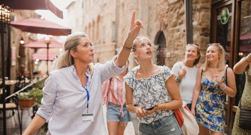 quanto guadagna una guida turistica