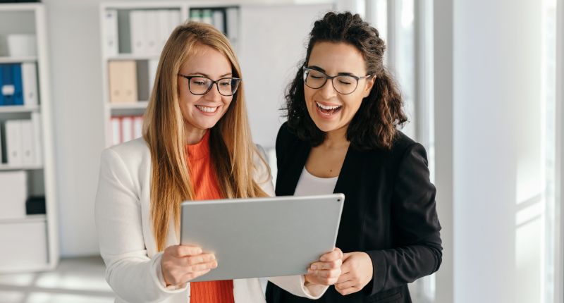 sipendente e partita iva per la stessa azienda è possibile